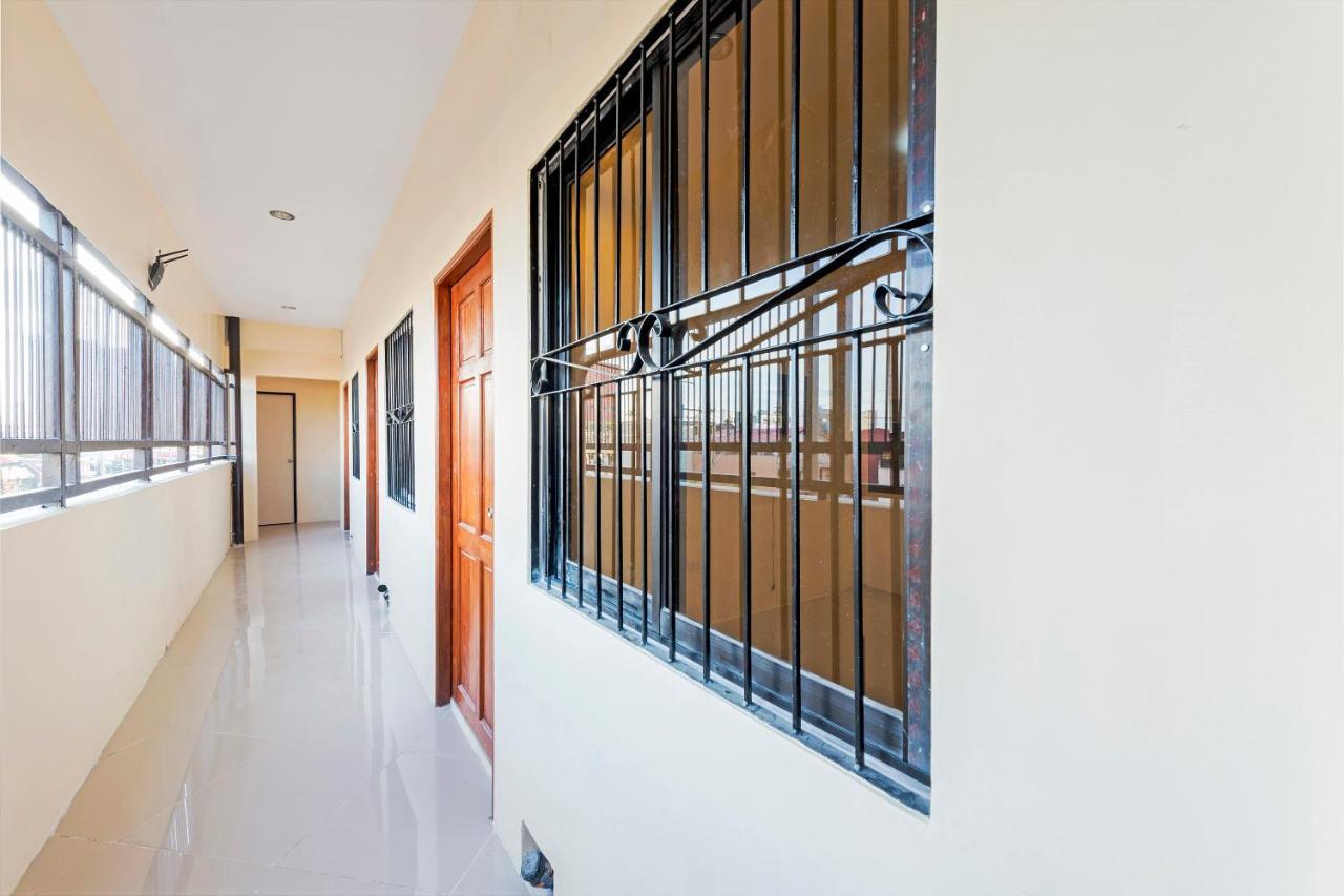 Reddoorz At V-Cat Apartelle Sampaloc Manila Hotel Exterior photo